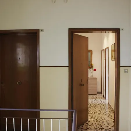 Bright&cozy C5 Fiera Apartment